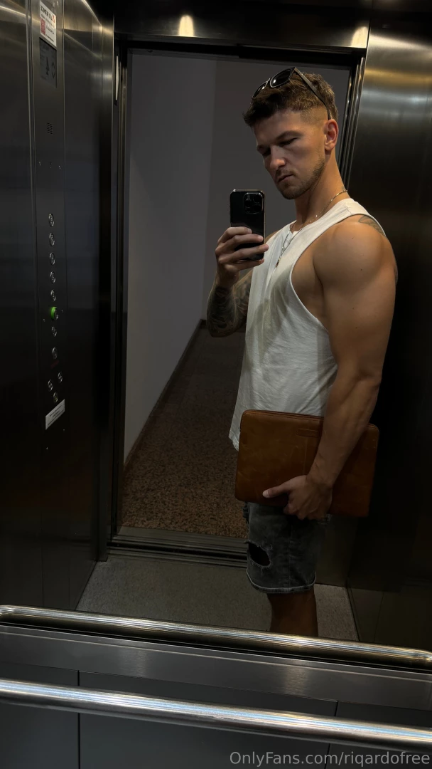 Which muscle group should i train today 