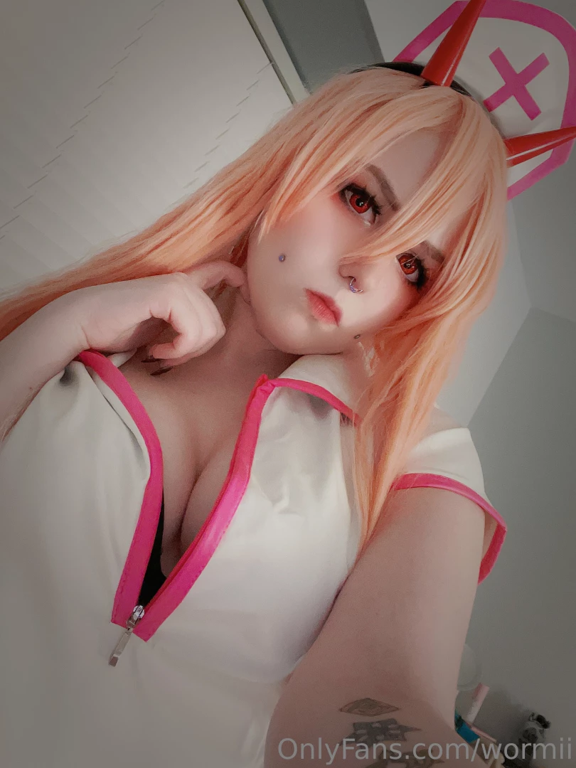 Two posts today becus i took some pics before halloween party anyone part 3 