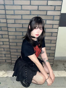 Embracing an edgy vibe p