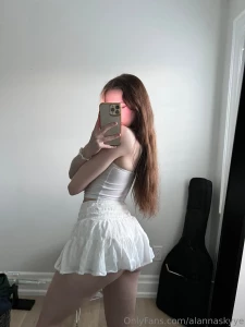 White is always a cute color do you think so too