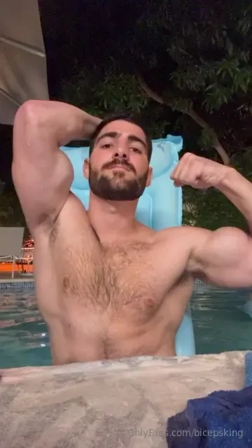 A little flex for you boys that missed last night s live 