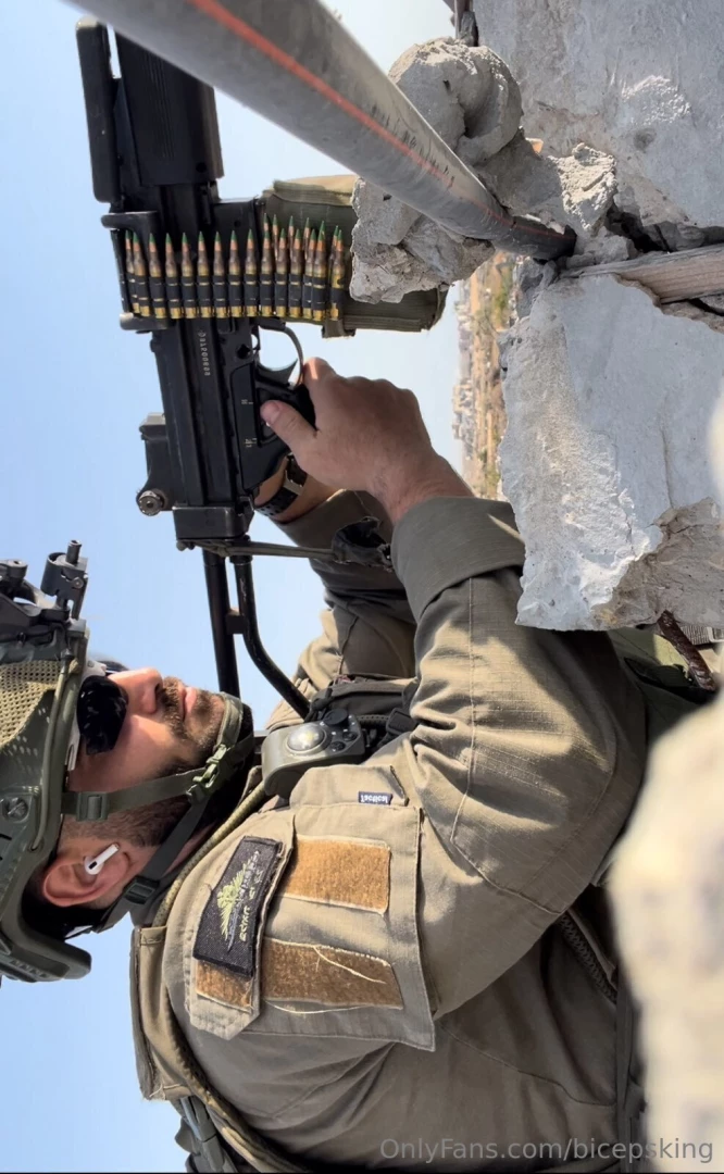 No one does it like me the only alpha in the game that goes this hard 