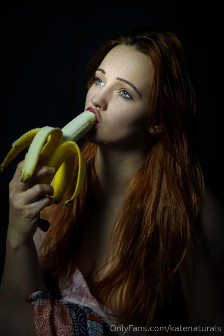 Ban n podle wikipedie je smrteln d vka t to l tky zhruba nbsp 2 600 