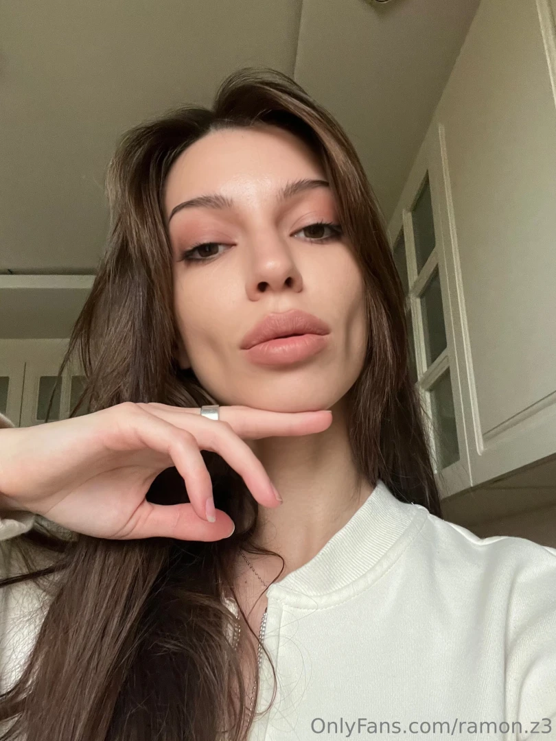 One-on-one or should i bring the toys 