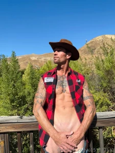 I got this morning wood flannel from the halloween store and figured i part 3