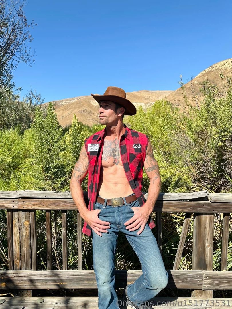 I got this morning wood flannel from the halloween store and figured i part 6 