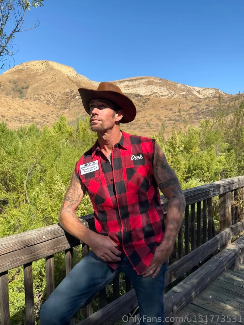 I got this morning wood flannel from the halloween store and figured i part 4 