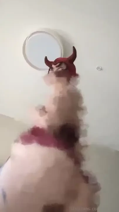 Pov finger cum pov i get on top of your face and finger my bare pussy 