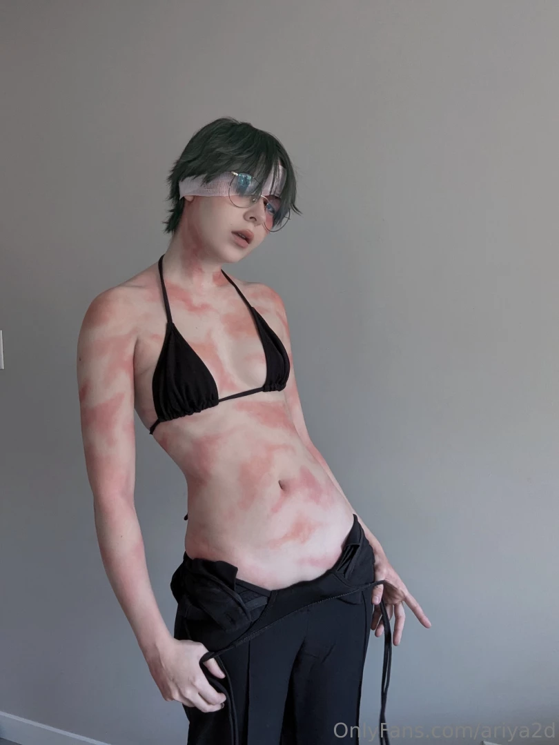 Maki zenin jjk these burn marks took me hours to paint on but i m in 