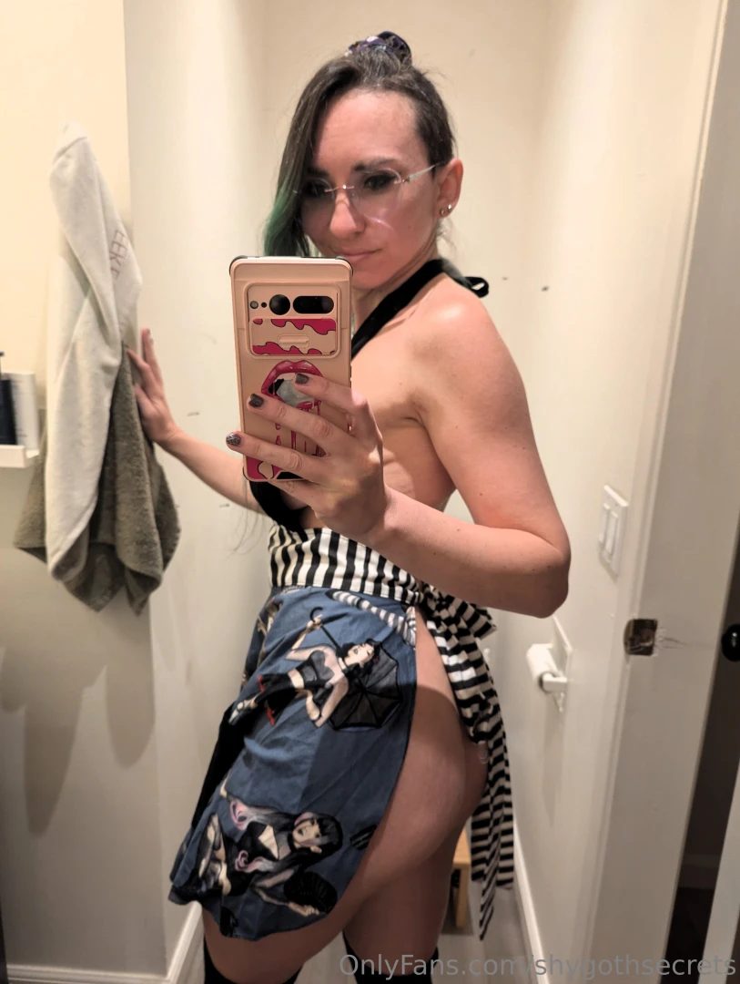 Hey gang how would you all feel if certain naughty baker made you a 