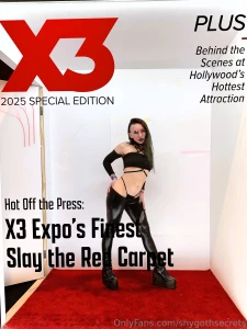 I went with my boo pxlprncss to x3 i attended a cosplay contest and part 3