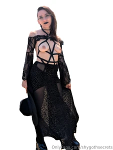 What do you think of my outfit what would you do if you caught me