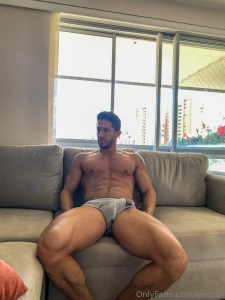 Afternoon alone in the room and bored looking forward to company and