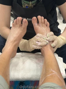 Do you have a foot fetish want to see more fun footage dm me