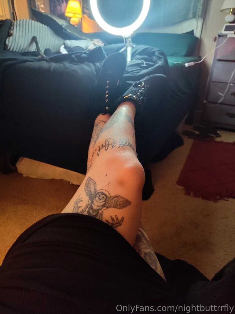 Little tiny look-see of tonight s antics a little bit of light domming 