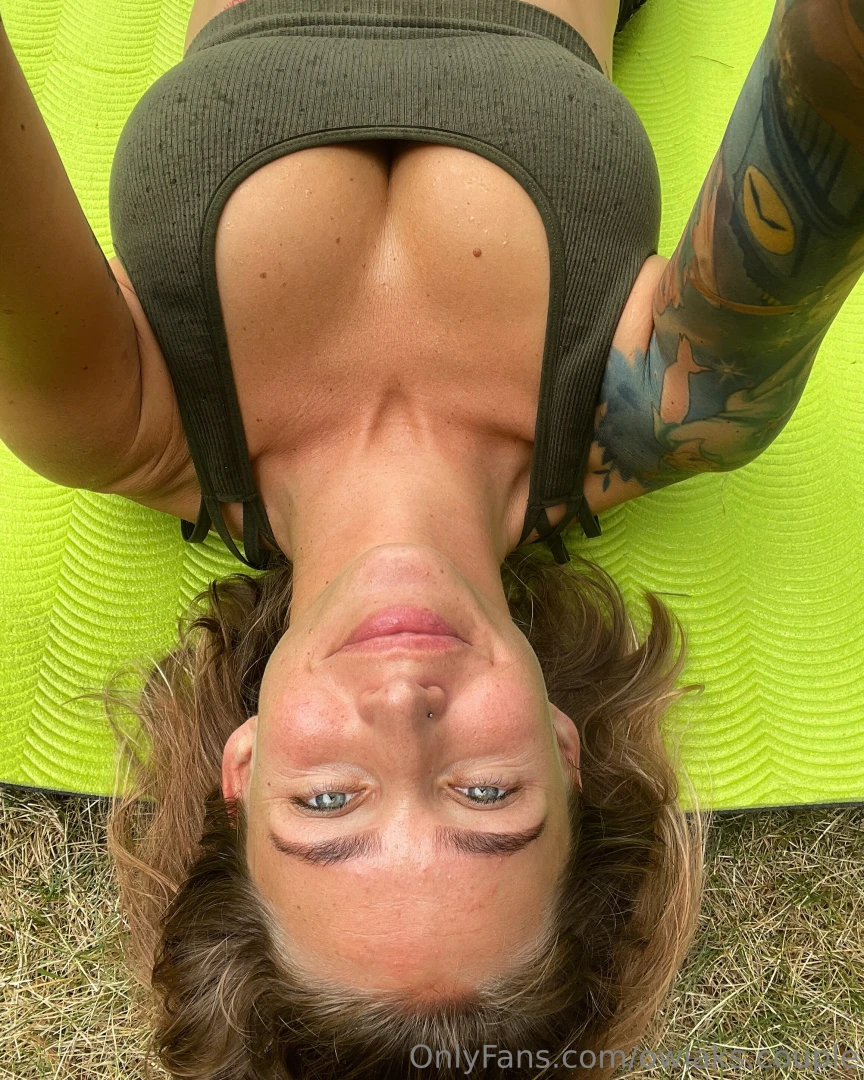 What color are me eyes i know you were looking at something else if 