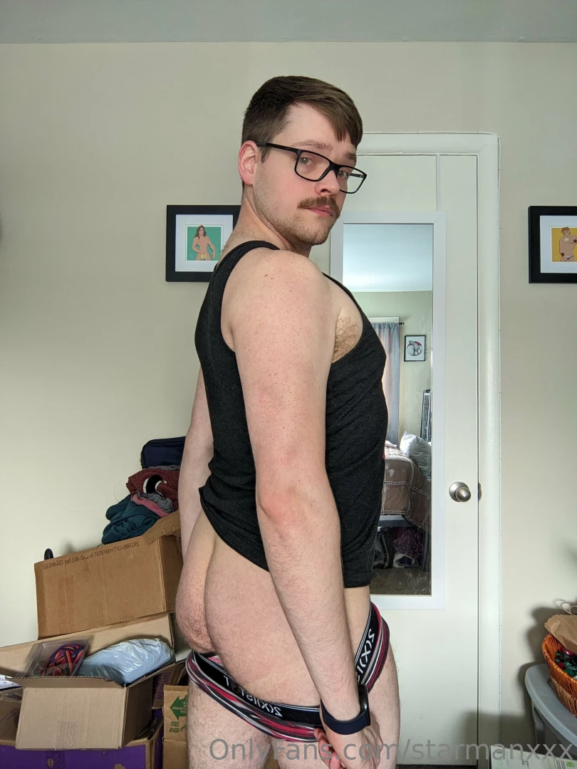 Hey babe i got your hump day snack part 2 