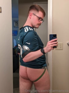 Just a tight end ready for the game
