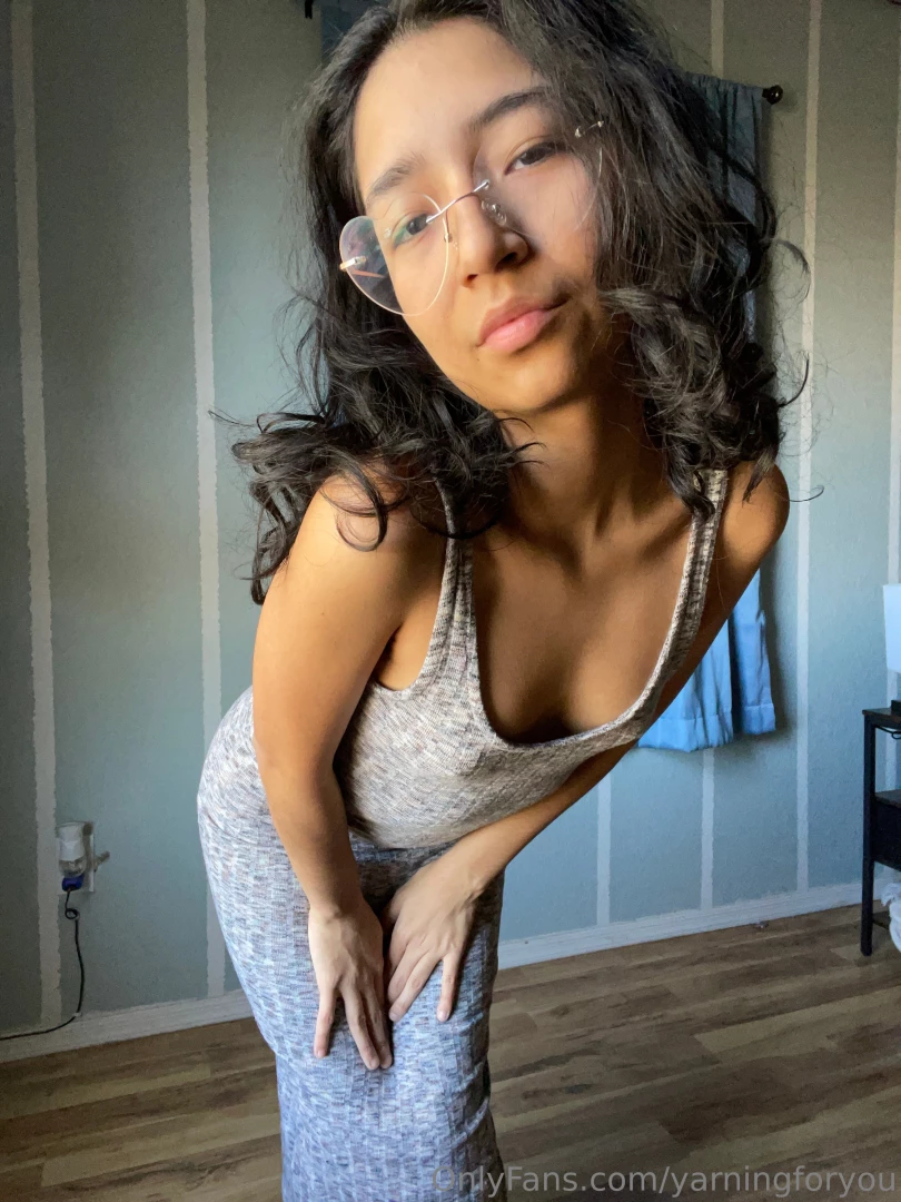 One of my fave knitted dresses to wear to holiday parties 