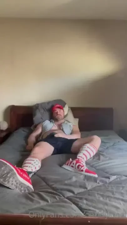 When you re the king you can lie around and do absolutely nothing 