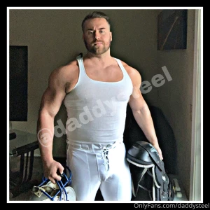 Wipe me down towel boi