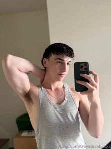 Hope you guys are having a good week i ve been in the gym getting