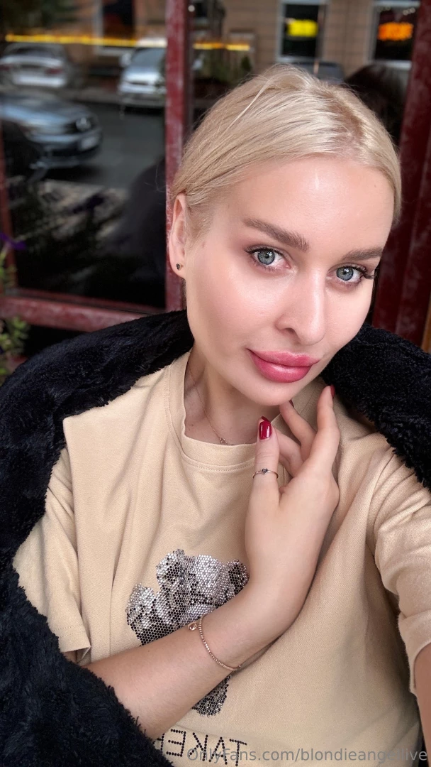 Blondieangellive 