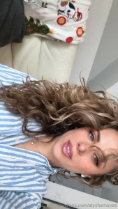 Hope everyone has a happy new year what s your new year s resolution