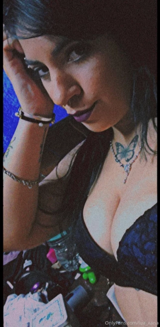 Here i thought about the little things that i would do to you 