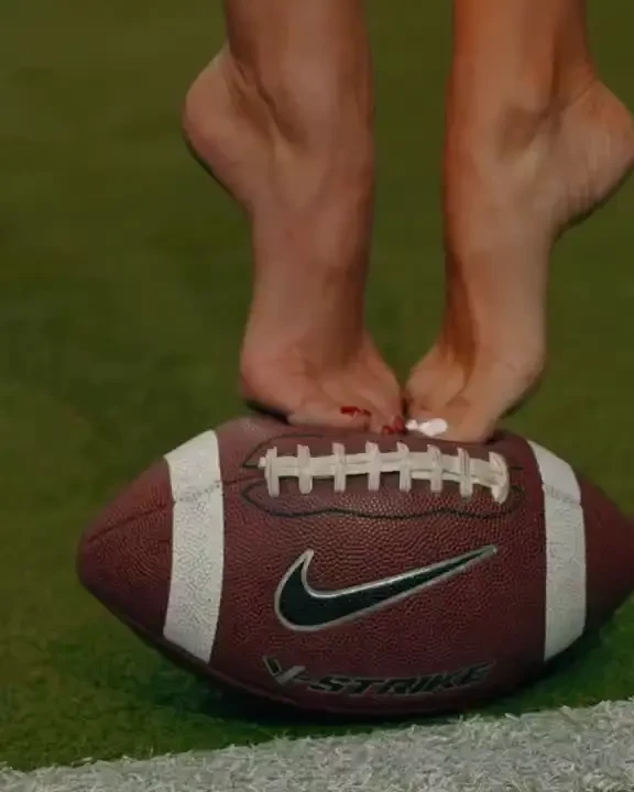 It s game on with my sexy bestie bre_tiesi we are going to be turnin 