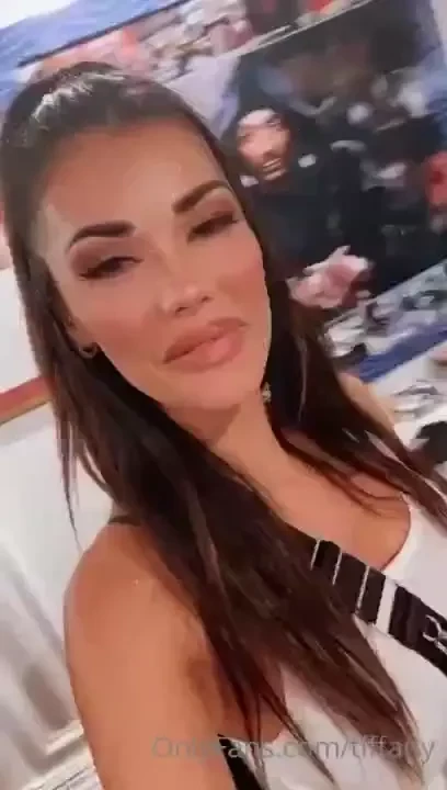 In for a bit of fun tonight i better come back to my dms blown up tip 