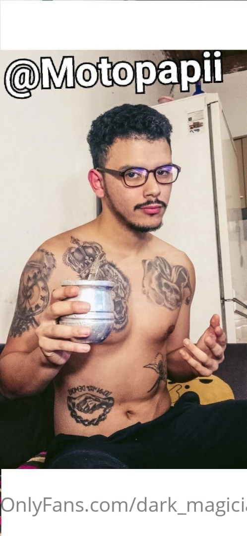 He is my friend motopapii an argentine boy with whom you can talk 