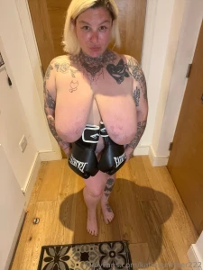 Who s watching the boxing tonight part 3