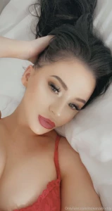 Happy new years babes excited to go into 2021 with all of you i got