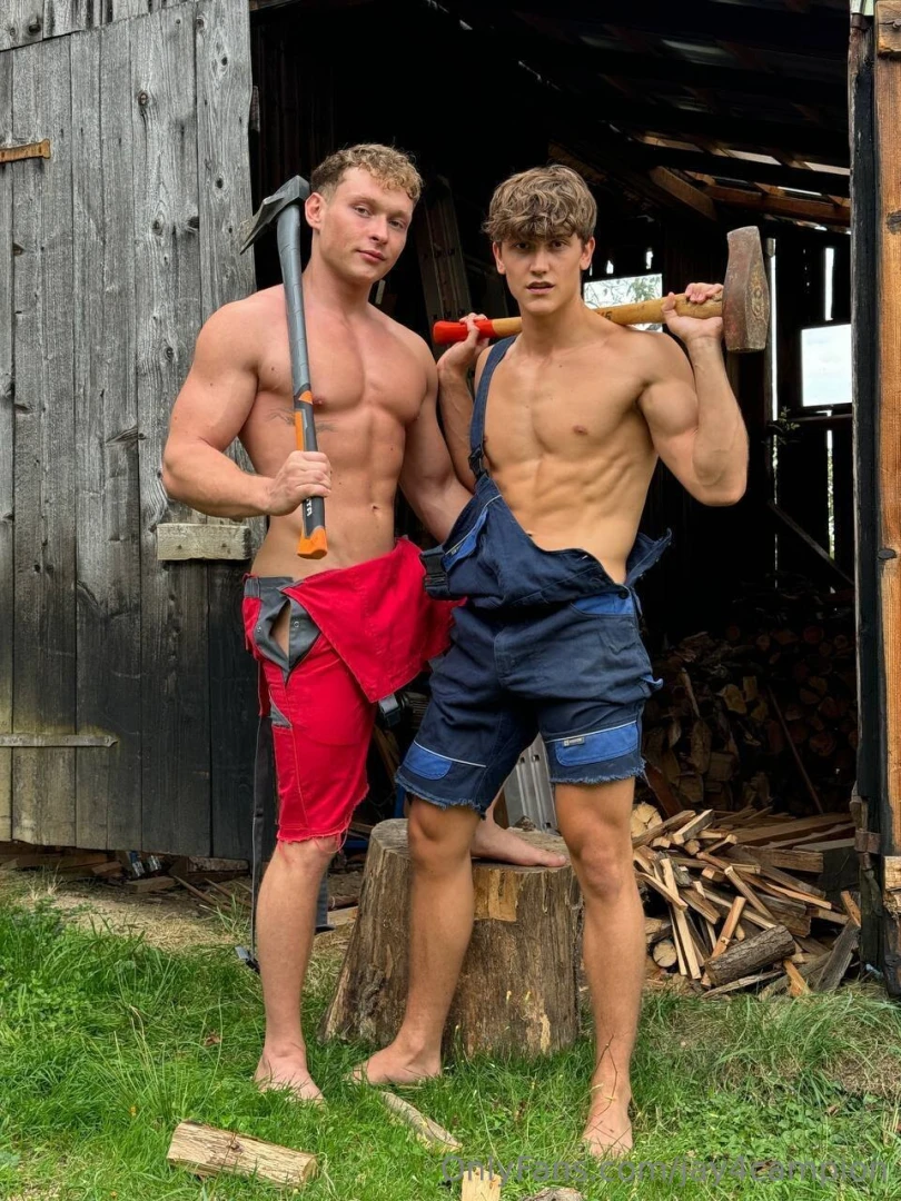 Billycogan got me horny after some landscape job this isn t the only 