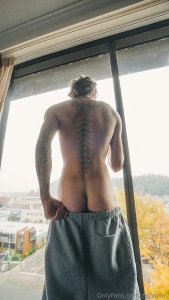 Wanna play a game your first move is to dm me part 1