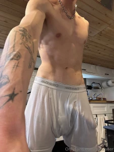 How i be acting after filming my daily video wood morning to you all part 1