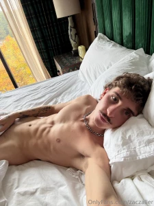 Who s thankful for me let me know how much