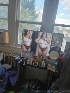 Live tonight at 9pm black amp torn white bunch of boob filled selfies part 6