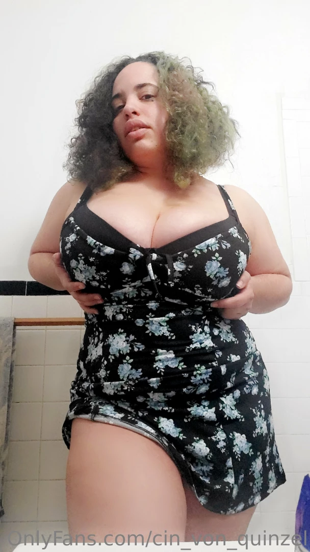 A new dress and some tub time 