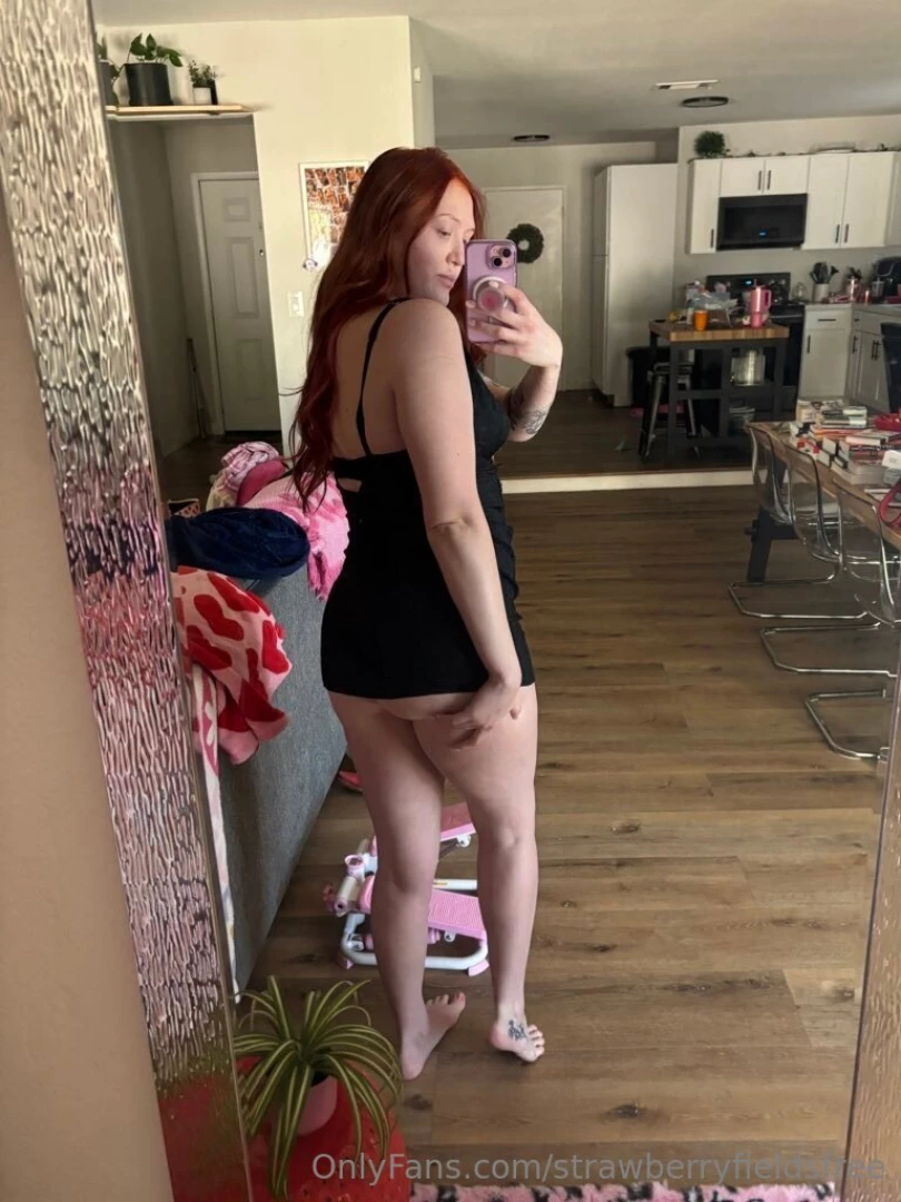 Do we like my ass hanging out of this dress 
