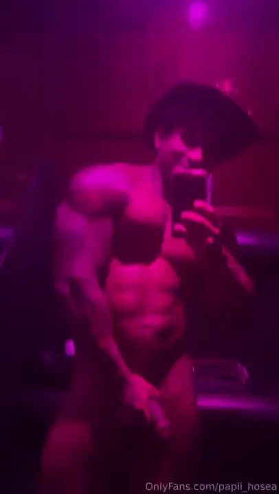 Would u ride this cowboy 