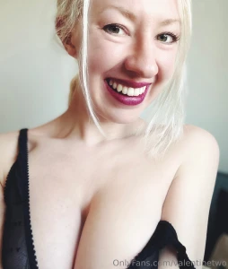 When she s skinny but the titties are