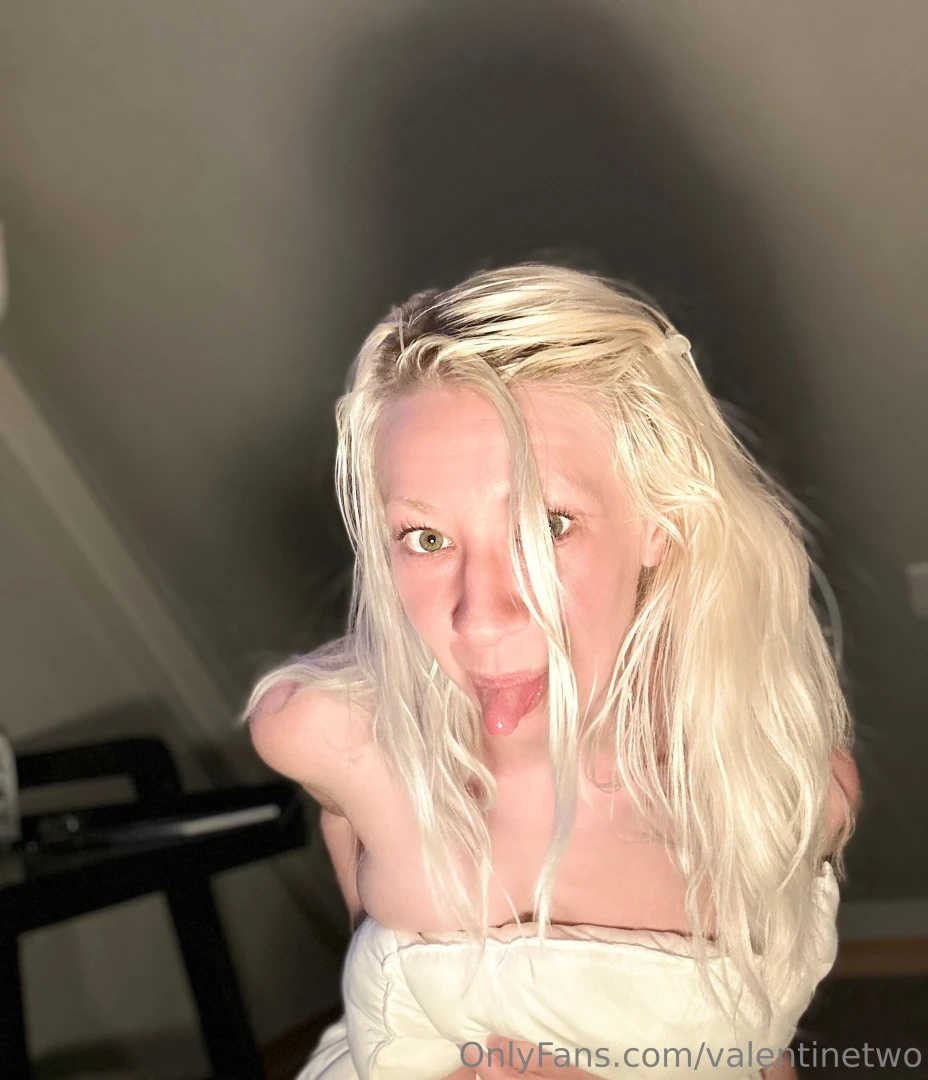 Good morning let s get horny if you aren t already 