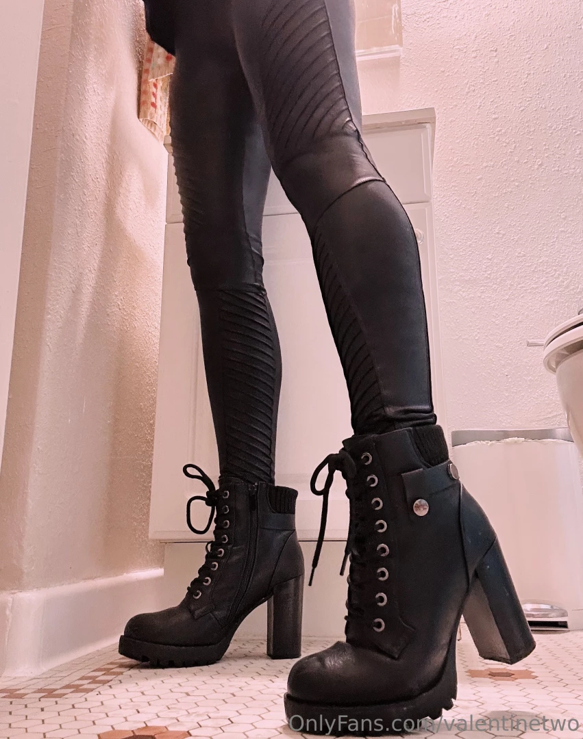 Feeling very hot in my leather 4 slots left 