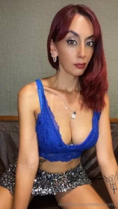 If you re thinking about me slide into my dms and see what happens