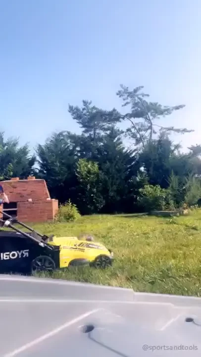 Mind ya business neighbors 