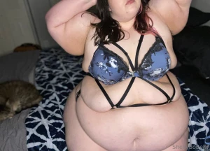 Love how the straps sink into my curves