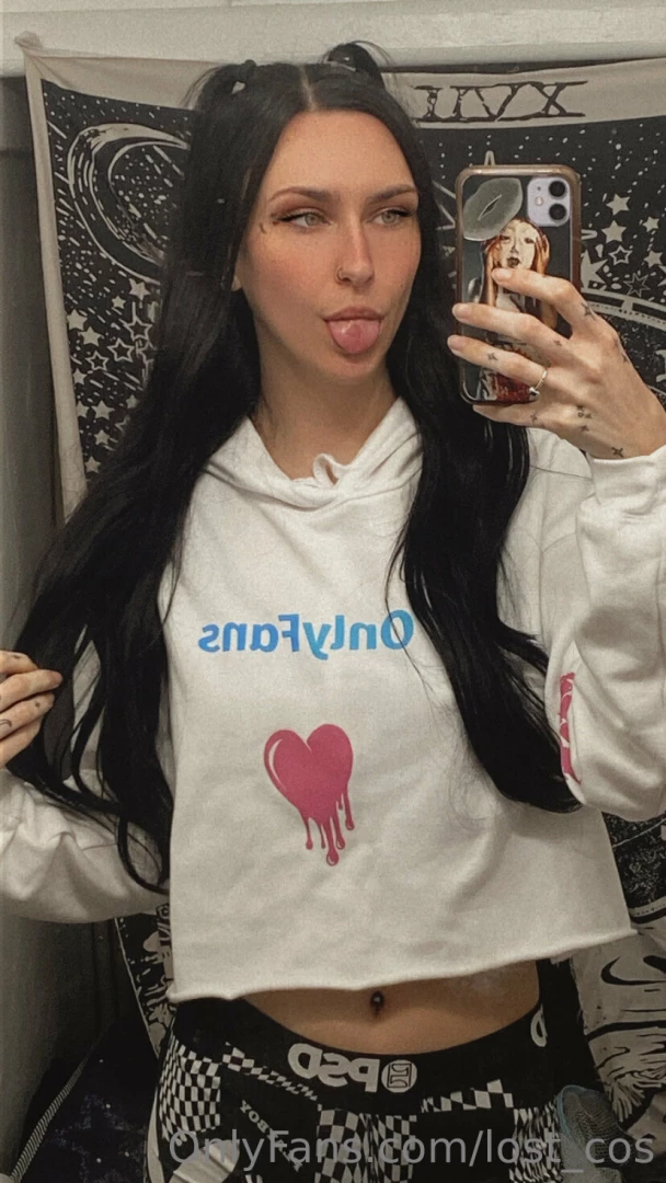 Let s write our own erotic story together 