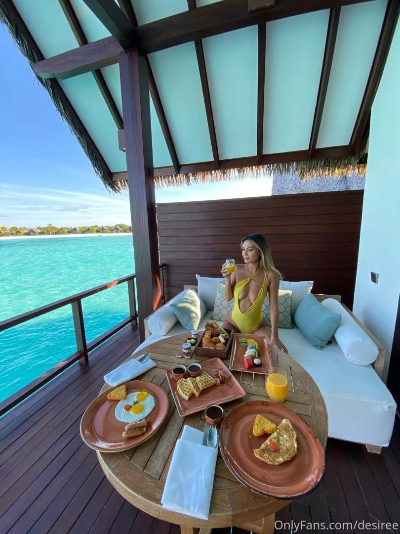 Exactly how i like my breakfast in the maldives big with a lil bit of part 2 